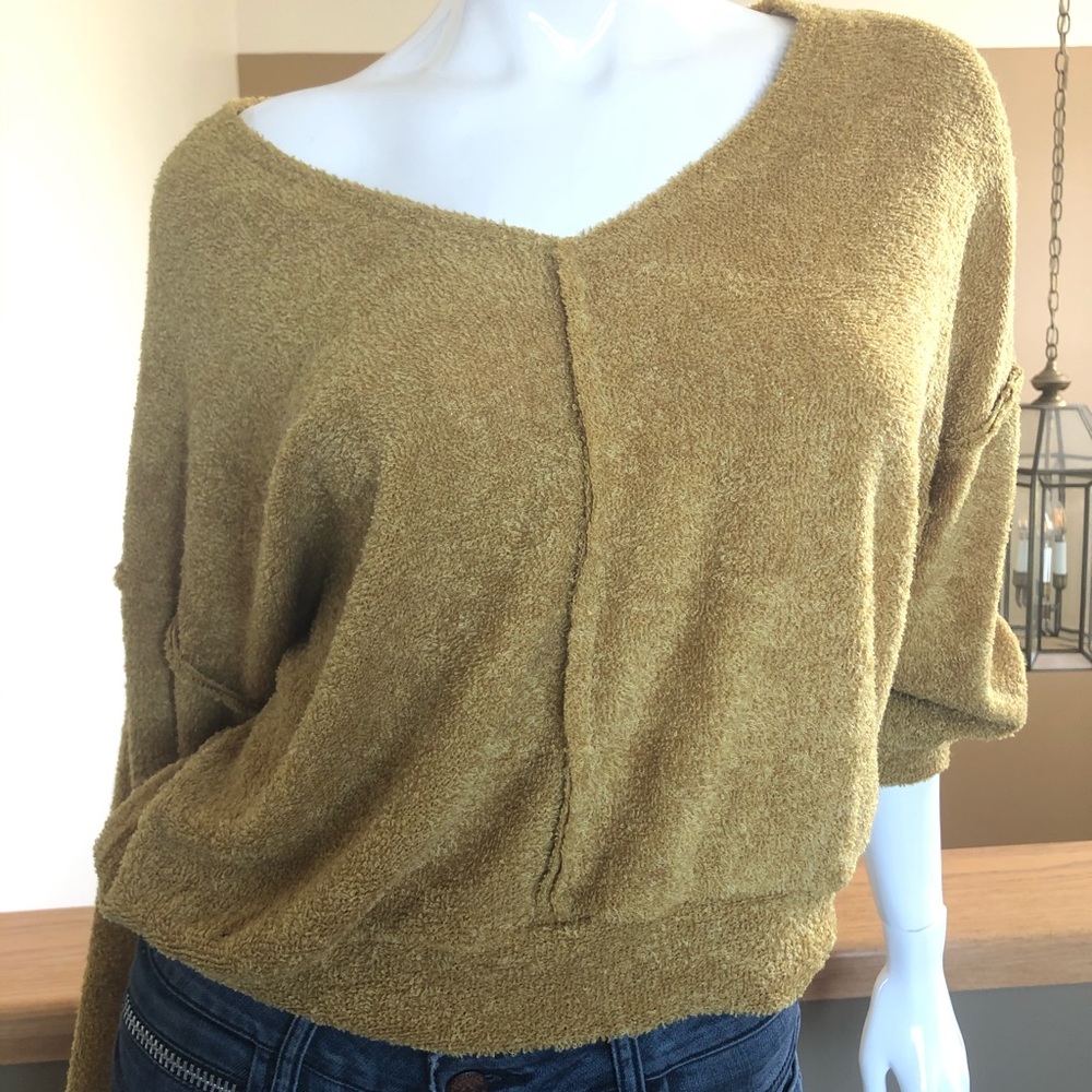 Mustard yellow v-neck teddy popcorn sweater